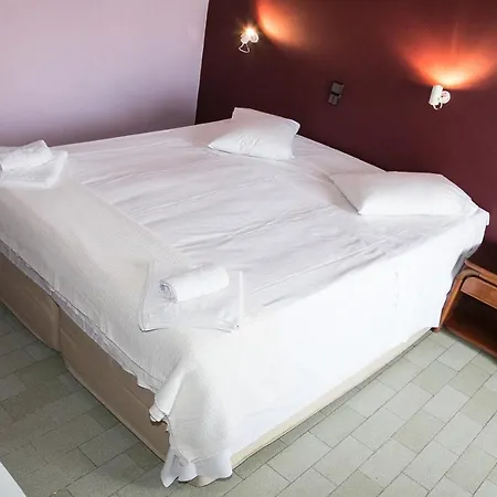 Apartmanhotel Petania &