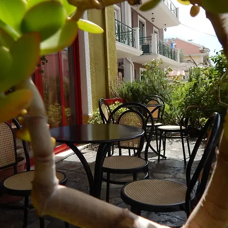 Apartmanhotel Petania & 3*