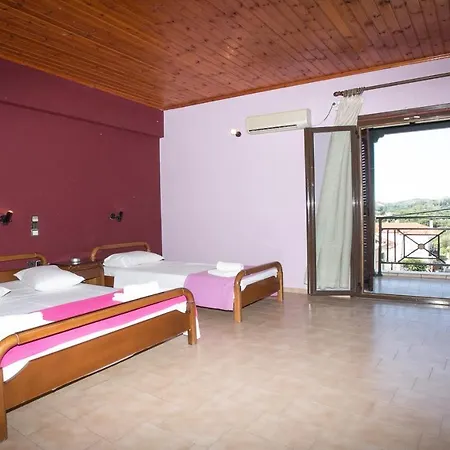Apart Otel Petania & 3*