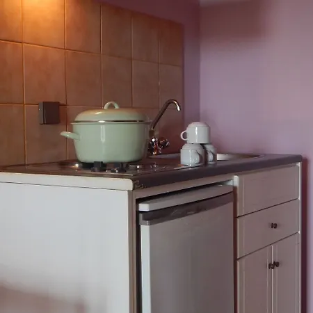 Petania & Aparthotel 3*