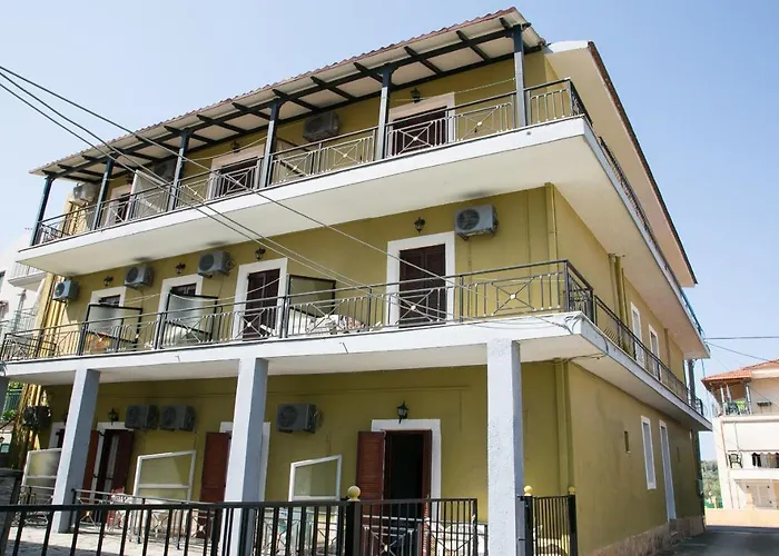 Apartmanhotel Petania & Lixúri