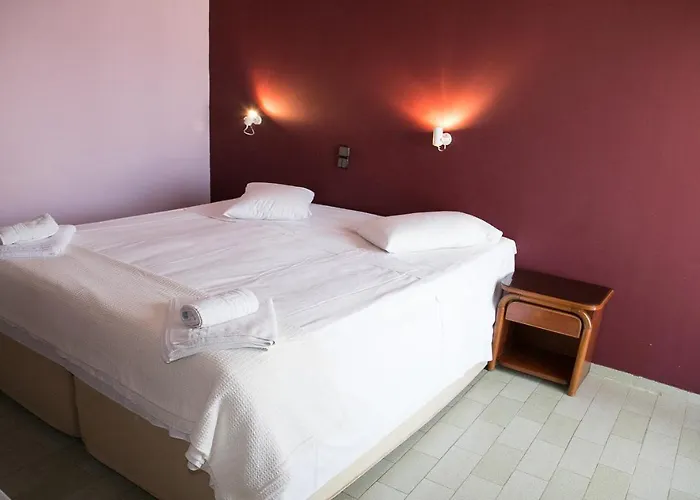 Apartmanhotel Petania & Lixúri