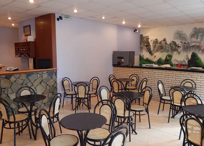 Apartmanhotel Petania & 3*