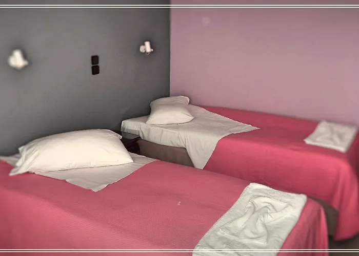 Petania & Apartmanhotel 3*