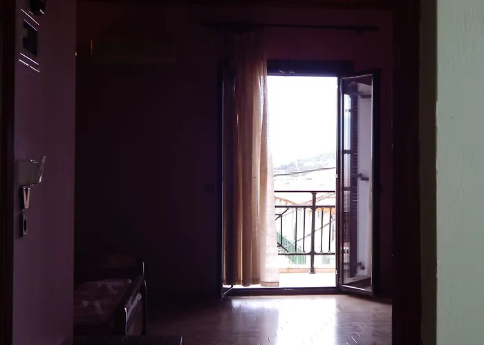Apartmanhotel Petania & Lixúri