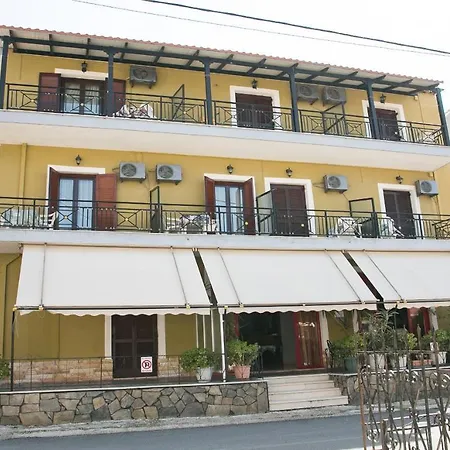 Petania & 3* Lixouri