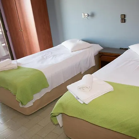 Petania & 3* Lixouri