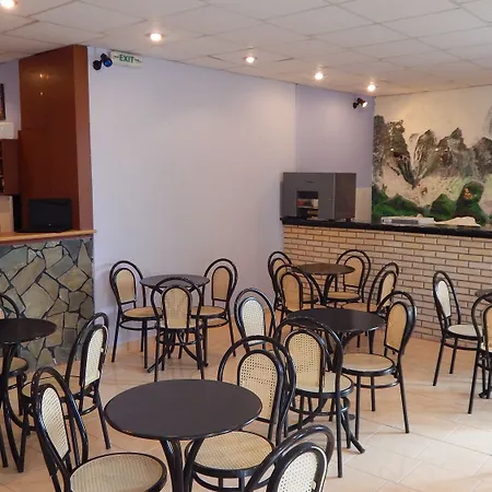 Apart Otel Petania & 3*