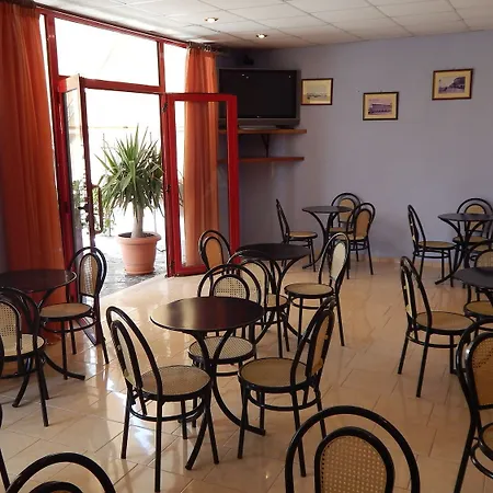 Apart Otel Petania &